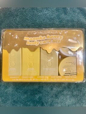 Ciroa Australia Manuka Honey Body Care Set